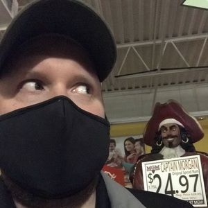 Meet your Posher, Raymond